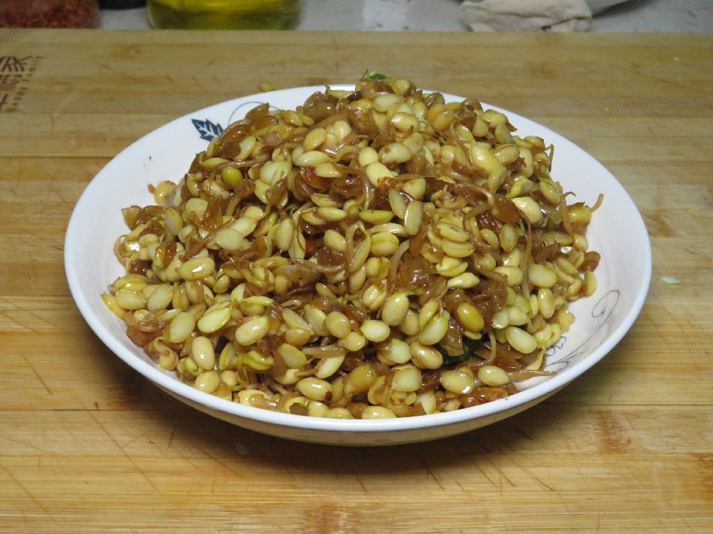 黄豆芽怎么做才好吃？5分钟就出锅，香辣美味，好吃到停不下来（黄豆芽怎么做好吃视频教程）