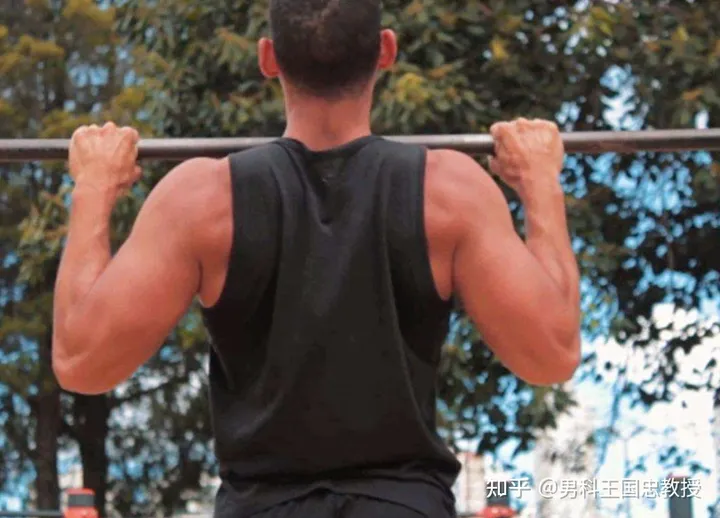 男性勃起功能下降应该怎么办呢？教你3个改善的小方法！（男性出现性功能障碍看什么科室）