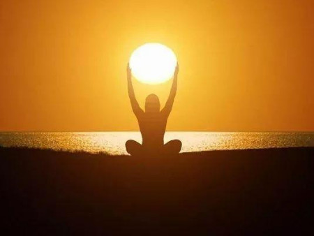 男性公认的“耗阳”行为，熬夜没有上榜，若你也有，建议改一改（男人耗阳气的事）