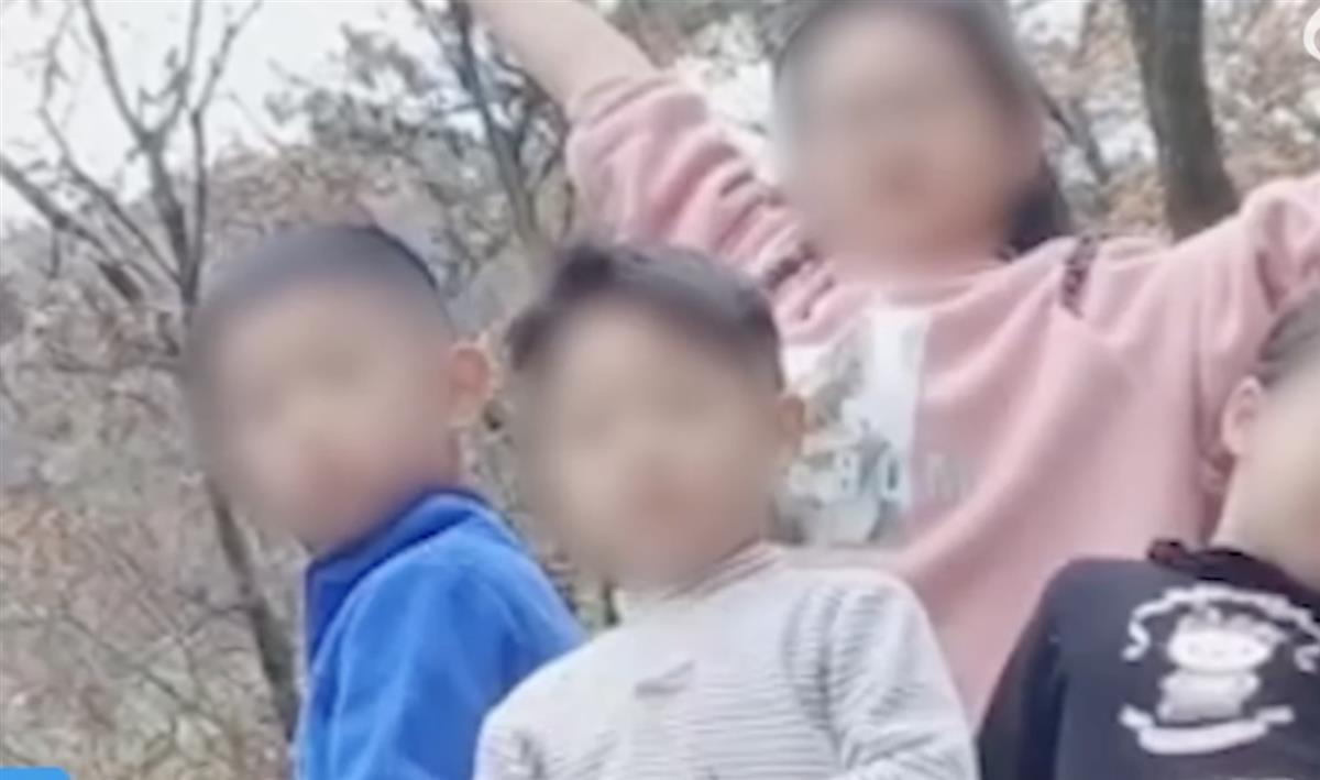 带娃投河女子的父亲突然发声：女儿遭家庭冷暴力，男方有其他想法-女子带孩子投河自尽