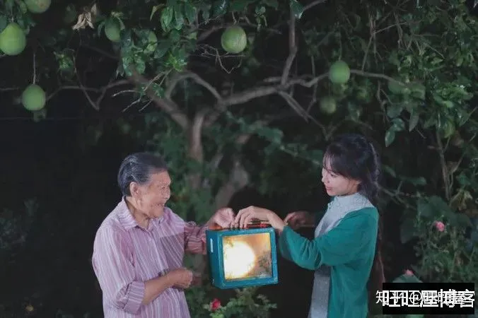 再见了，李佳琦