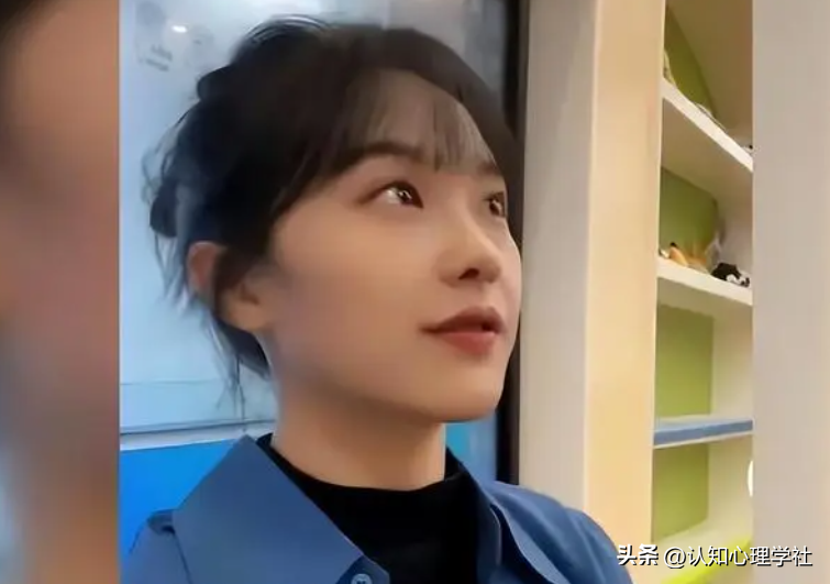 “挖呀挖”黄老师开始转型，还是以前单纯美女幼师吗？-黄老师怎么了