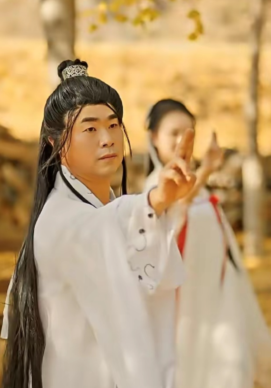 突然爆红的“挖呀挖”黄老师，素颜出镜遭吐槽……-挖呀挖呀挖掘机 儿歌