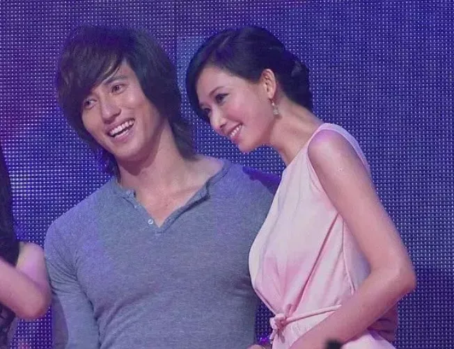 林志玲婚后2年近况曝光：被出轨、家暴、患癌，她怎么变成这样了？-林志玲婚后状态