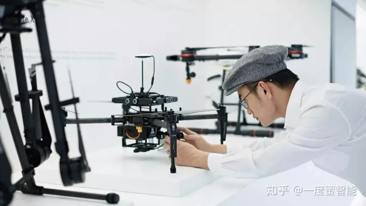 科技资讯：大疆10亿贪腐案后续 易到车主提现出现变化（大疆公司怎么了最近）