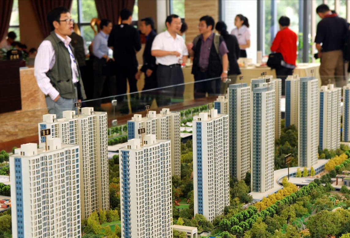 韩国房价跌穿，有区域成交量暴跌70%，大量房东还不起钱紧急出逃