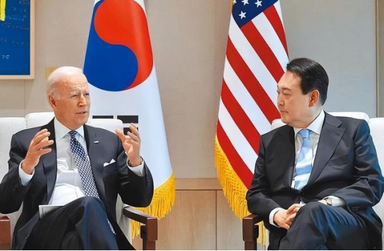 韩国房价跌穿，有区域成交量暴跌70%，大量房东还不起钱紧急出逃