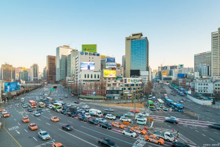 韩国楼市崩了！首尔房价暴跌25%，成交量跌破70%，租客血本无归-韩国首尔2020年房价