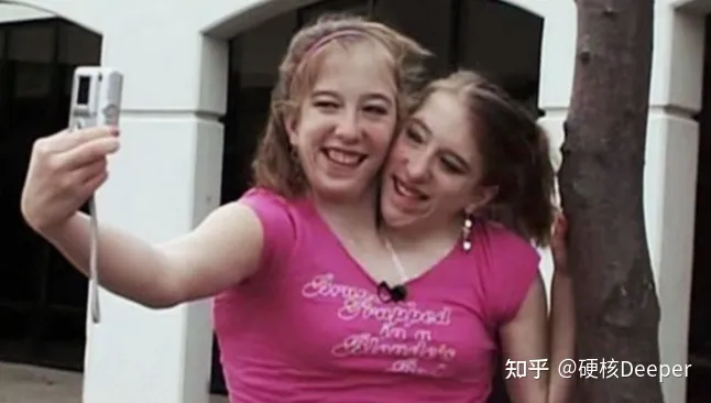 日本又拍到“新物种”，2米的怪鱼，是核辐射还是海底物种入侵？（海洋怪鱼核辐射）