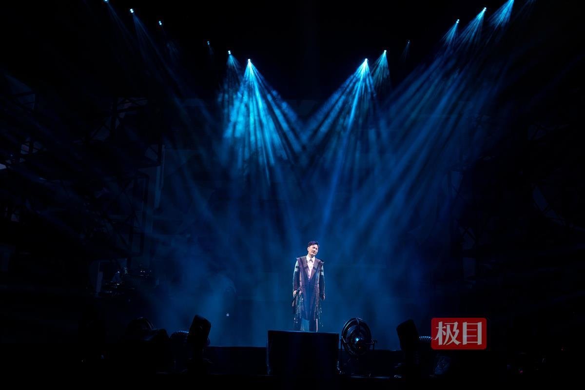 兑现三年前的温暖承诺！时隔二十三年，张信哲与武汉歌迷再相约-张信哲演唱会2021时间表湖北