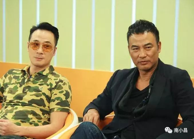 参加商演，韩雪曾被熊抱，刘亦菲曾被扑倒，而现在任达华竟被刀刺-韩雪跟流量有什么关系