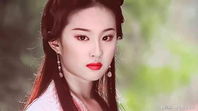 刘亦菲曾被韩国女生霸凌：揪她头发，或者在她背上乱画东西！-刘亦菲韩国网友评论视频