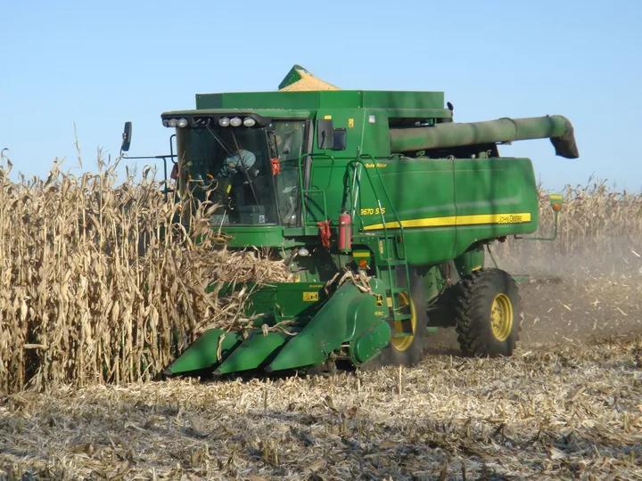 收割机多久能回本？听听机手们怎么说吧-小麦收割机能用几年