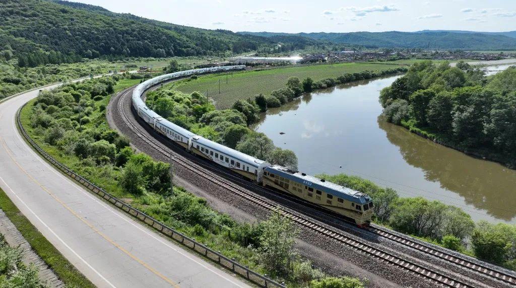 高端大气上档次的旅游专列，了解一下！-国内顶级旅游专列价格