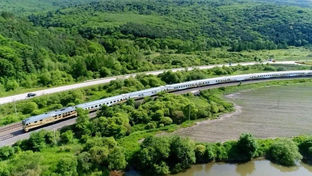 高端大气上档次的旅游专列，了解一下！-国内顶级旅游专列价格