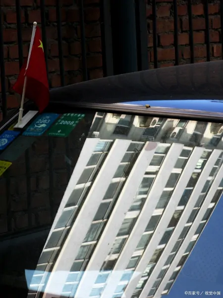 宝马“冰淇淋事件”引发市值蒸发，品牌形象和销售业绩将受影响！（宝马冰雪路面怎么开车）