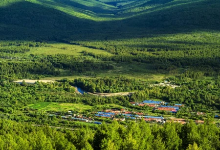 “全景东北”旅游专列6月5日首发，一共开行2列，每人最高4980元-东北旅游专线