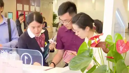 一个家庭有房有车无贷款，银行有30万存款，在国内算什么水平？-有车有房有三十万存款