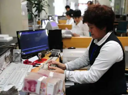 一个家庭有房有车无贷款，银行有30万存款，在国内算什么水平？-有车有房有三十万存款