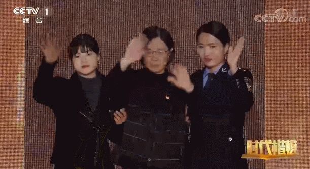 张桂梅入国史，被喷“迫害农村底层男性”，网络反智言论何其可怕！（张桂梅46年前）