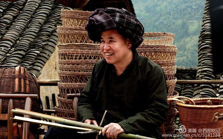 《村花》都是有故事的女人-村花是谁的外号 简历