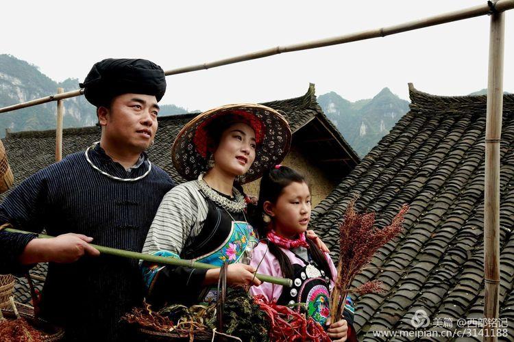 《村花》都是有故事的女人-村花是谁的外号 简历