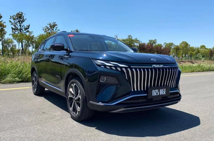 试驾官 | 评测东风风神皓极，真有实力还是徒有其表？-东风风神炫酷多少钱