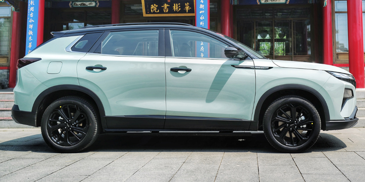 同价位对比，东风皓极VS瑞虎8 PRO谁更值得入手？-东风浩荡小说简介