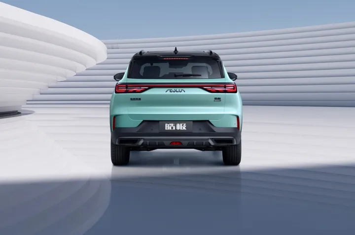 东风风神皓极正式发布 东风马赫双擎更省油-东风风神混动车价格