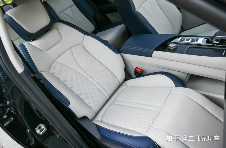 看颜值测空间，拼配置比动力，不到14万的风神皓极，值不值得买？-风神 suv