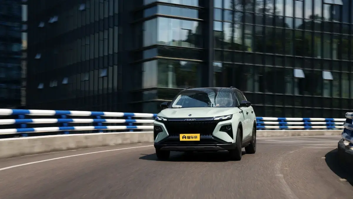 两个月用车体验，行驶里程超过3500公里，深度试驾风神皓极-风神奕炫2021款报价及图片