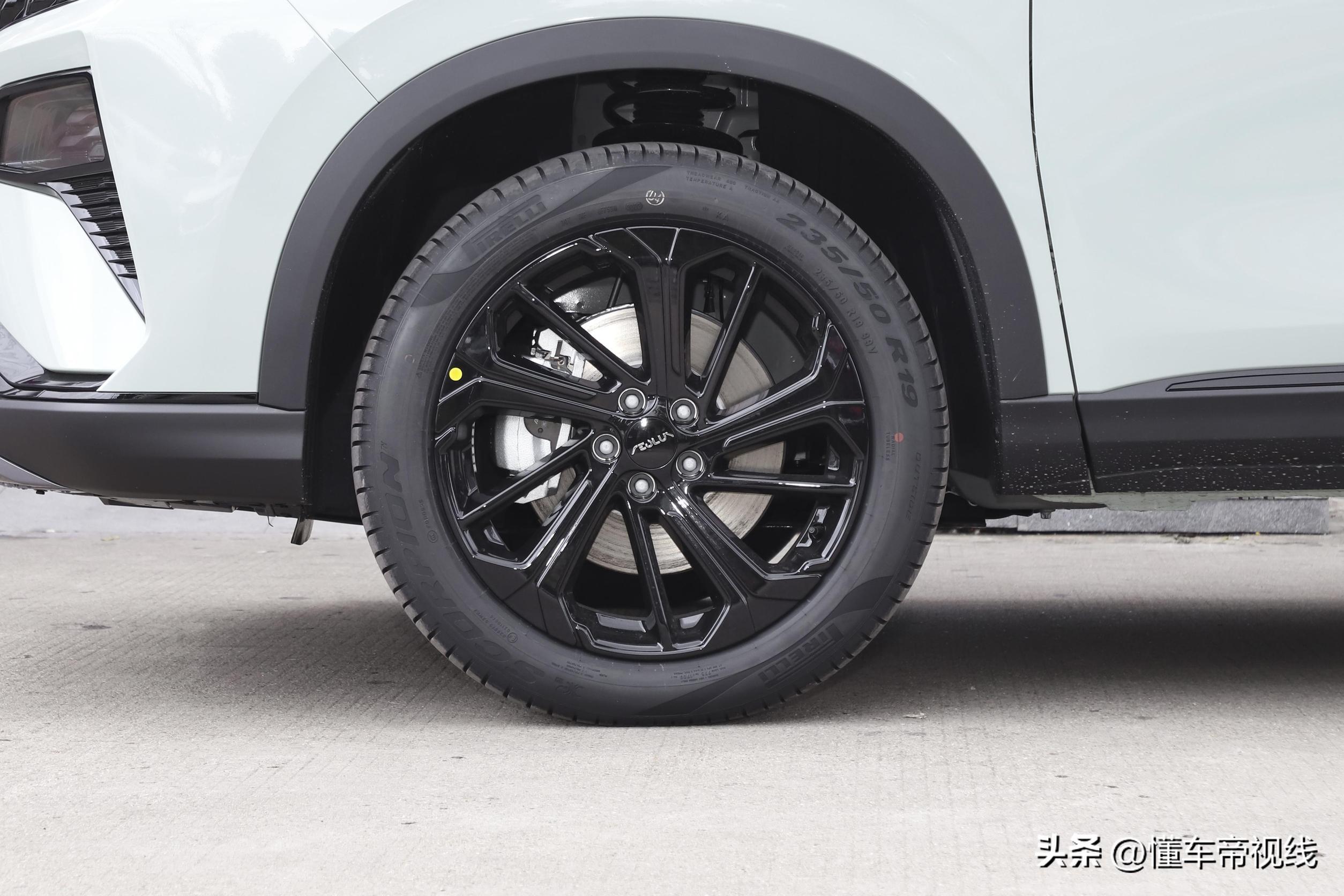 新车｜自主混动SUV再添一员，能跑又能省！东风风神皓极正式上市-东风风神纯电动