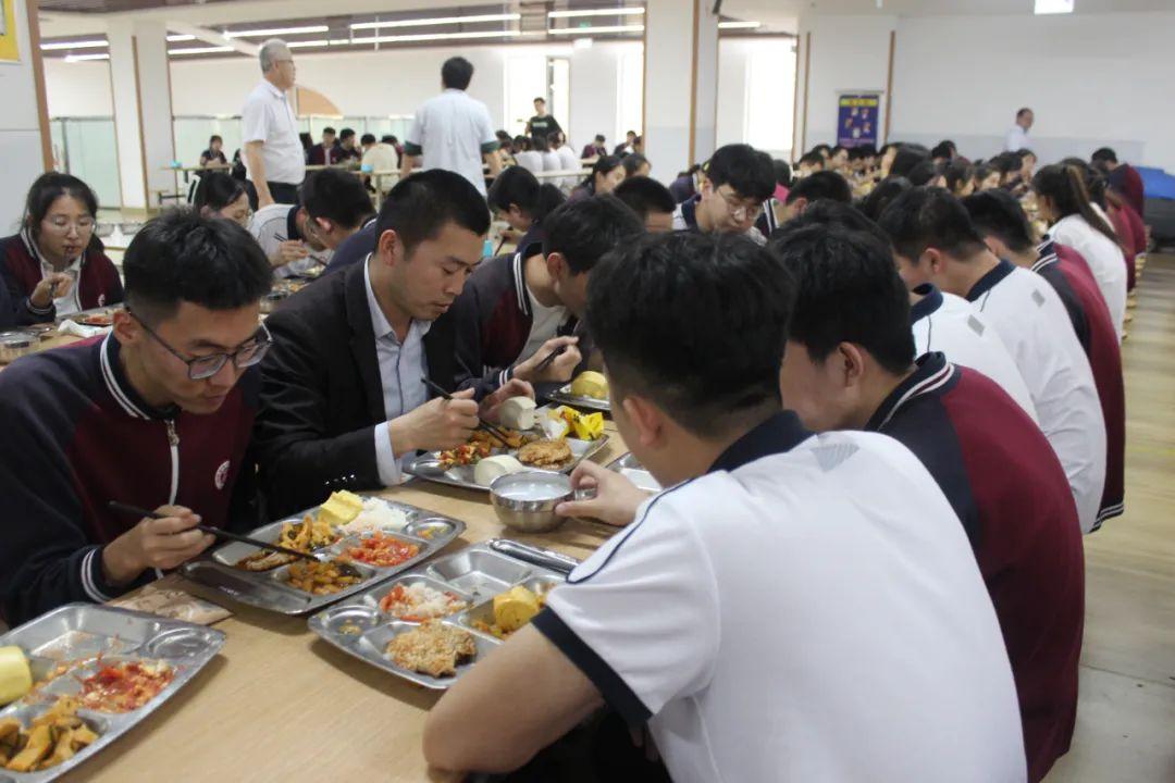 昌乐教师暖心助力高三学子迎接“高光时刻”-昌乐教师暖心助力心得体会感悟