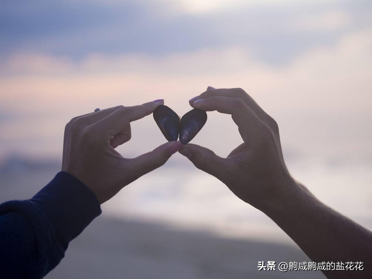 单向奔赴的感情是热脸贴冷屁股，双向奔赴的感情则是最戳人的互动-单向的奔赴只是追逐,双向的奔赴才有意义