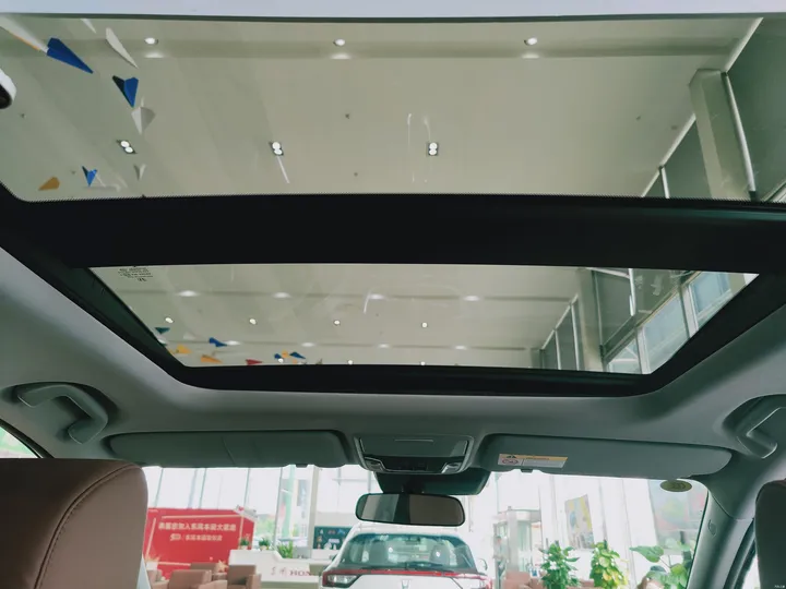 本田新CR-V到店实拍：外形小幅调整-全新本田CRV2023款试驾视频