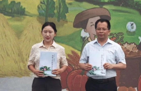 离异妇女乡愁沈丹，三年逆袭成千万网红，只花了三年逆袭成功！（网红乡愁沈丹视频播放在线观看）