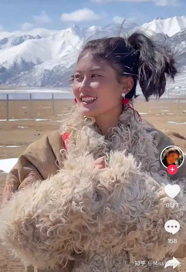 又一个被央视点名的网红？拍个土味视频就带全村脱贫致富，还被夸美若西施（央视走村直播看脱贫主持人）