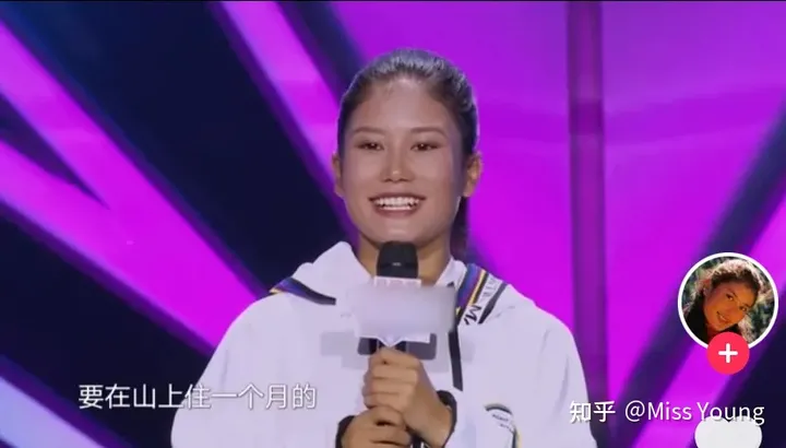 又一个被央视点名的网红？拍个土味视频就带全村脱贫致富，还被夸美若西施（央视走村直播看脱贫主持人）