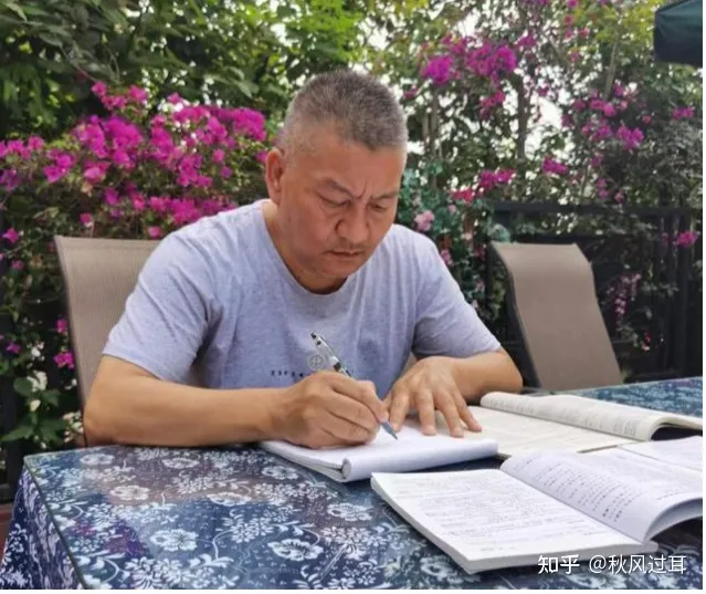 如何看待广西一 34 岁男子为上清华复读 13 年，被上交大护理学院录取后仍在考虑复读？-广西清华北大录取人数2020