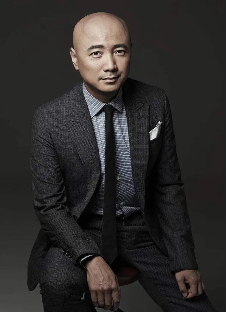 国外这一夜，发文辟谣的徐峥，苍白的解释已无力挽回丢失的路人缘（徐峥发声）