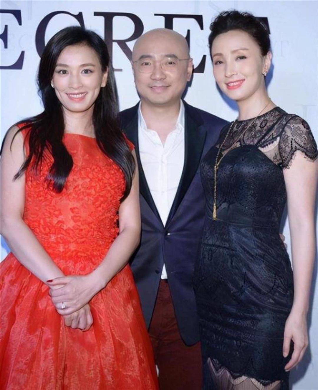 徐峥回应8.2亿资产冻结传闻：身在国外拍戏，没有任何资产转移（徐峥资产排名）