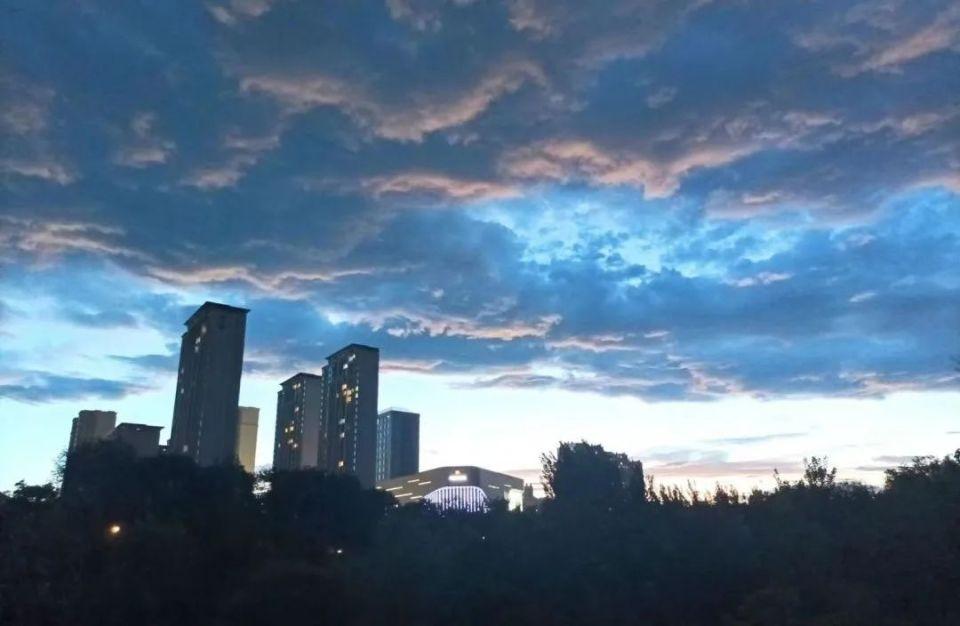 北京高“炎值”和高“颜值”的天气同时在线-四川高考分数线2023年公布时间