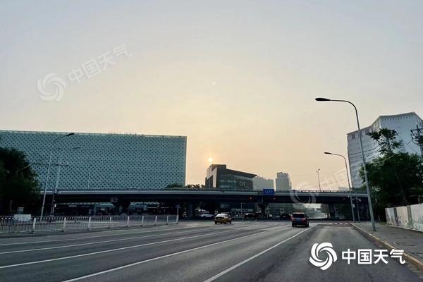 北京今有分散性雷阵雨最高气温33℃ 明起高温卷土重来-北京雷阵雨一般持续多久