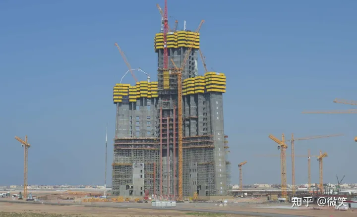 耗资近1500亿新建城区，如今无人他方，近百亿高楼也成烂尾工程！-中国在建高楼排名前十