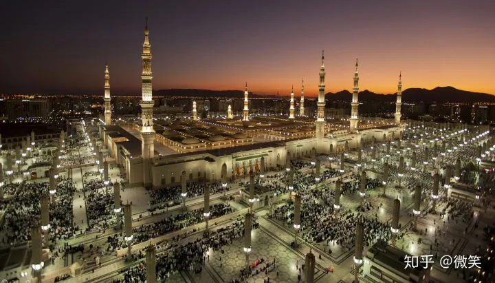 耗资近1500亿新建城区，如今无人他方，近百亿高楼也成烂尾工程！-中国在建高楼排名前十