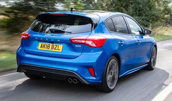 别以为我不知道你就是“四缸福克斯”​！​（四缸福克斯怎么样）