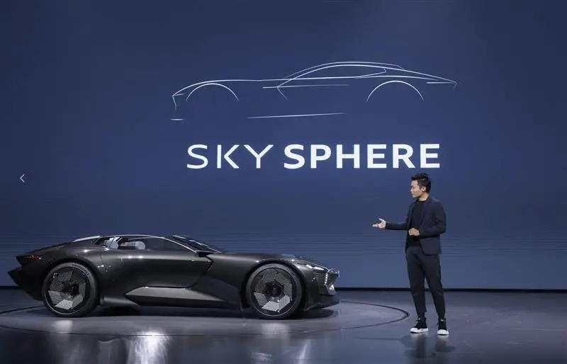 再会广州:期冀•遗忘（广州再构服饰有限公司）