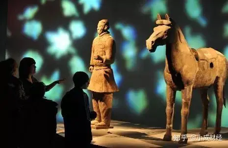 折断兵马俑手指美国男子辩护人：他只是个喝醉的孩子（美国男子掰断兵马俑手指带来的影响）