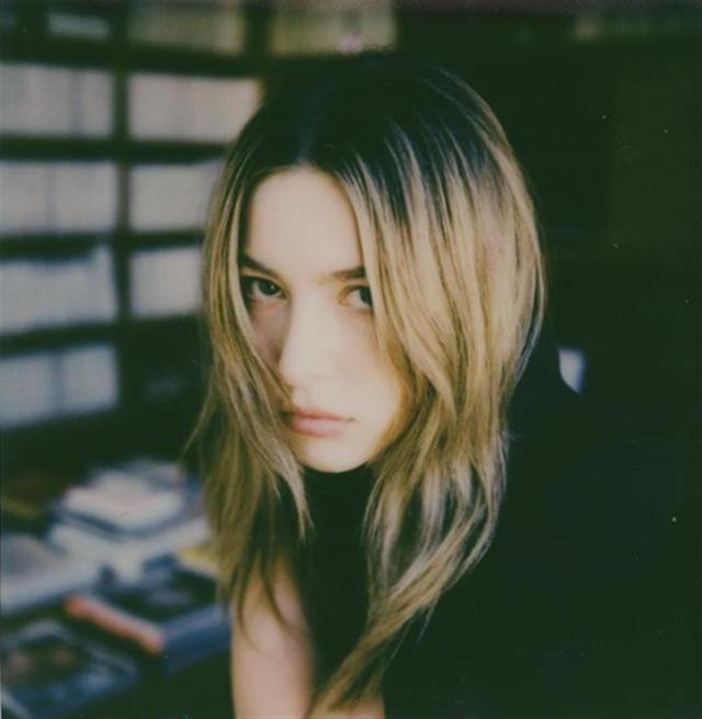 iPhone 14系列预售太火爆！官网一度抢崩了，网友热议！苹果市值一夜飙涨3242亿元，这些A股公司深度参与苹果产业链（iphone14上市价格是多少）