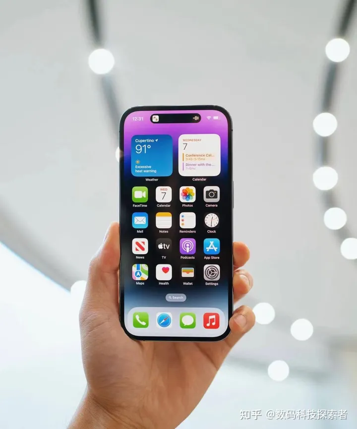 乔布斯女儿都吐槽的14，究竟差在哪？（乔布斯女儿有继承权吗）